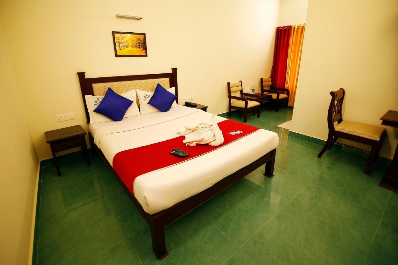 Del-679 Hotel Munnar Buitenkant foto