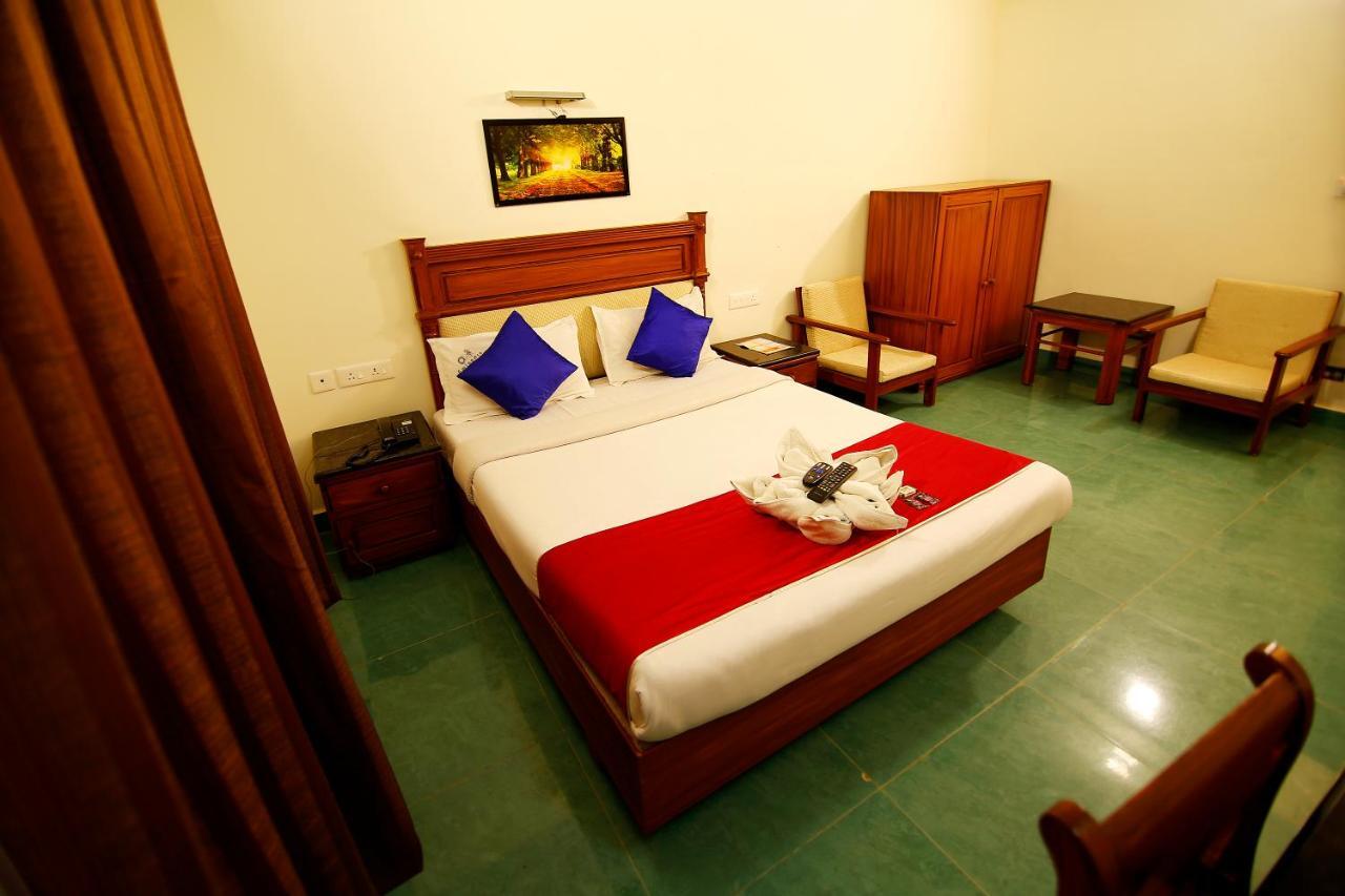 Del-679 Hotel Munnar Buitenkant foto