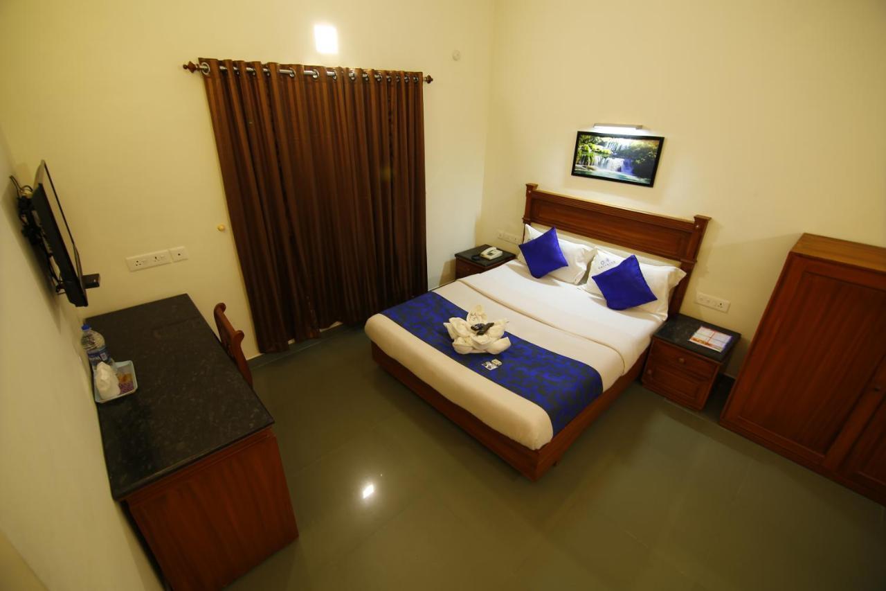 Del-679 Hotel Munnar Buitenkant foto